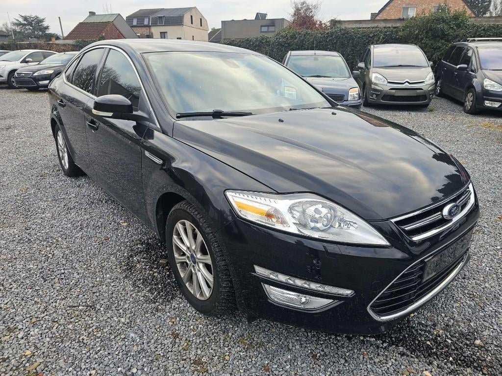 Ford Mondeo2.0Tdci 136pk Titanium Aut.(Bouw2014/107.000km), Auto's, Euro 5, Zwart, 4 cilinders, Mondeo