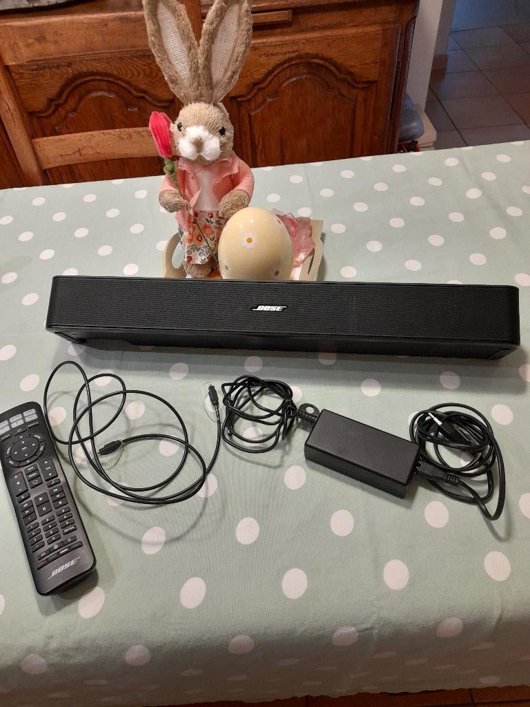 BARRE de Sons " BOSE " solo 5 TV + Télécommande + cables, Enlèvement ou Envoi, Comme neuf