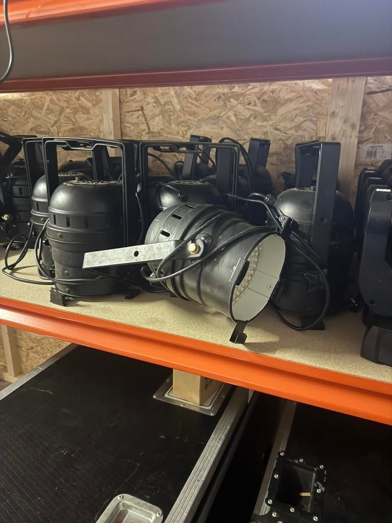 Showtec par 56 led 16x, Muziek en Instrumenten, Licht en Laser, Ophalen, Gebruikt