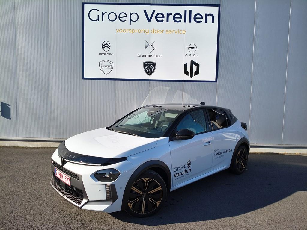 Lancia Ypsilon 1.2 Hybrid Automaat HF-Line, Auto's, Lancia, Automaat, Wit, Bedrijf, 5 deurs