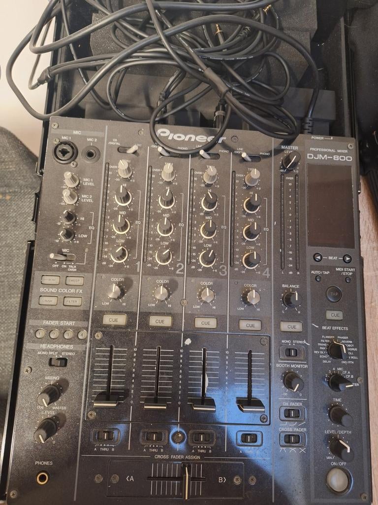 Pioneer DJ mixer DJM 800 + flightcase, Muziek en Instrumenten, Ophalen, Pioneer