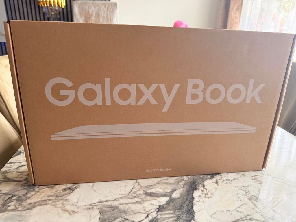 Samsung Galaxy Book4 i5 512GB Silver, Splinternieuw., Enlèvement, Neuf, SSD