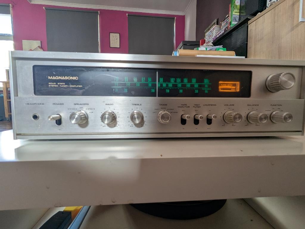 Magnasonic DCX-2600L stereotunerversterker, Audio, Tv en Foto, Versterkers en Ontvangers, Gebruikt, Ophalen, Overige merken, Minder dan 60 watt