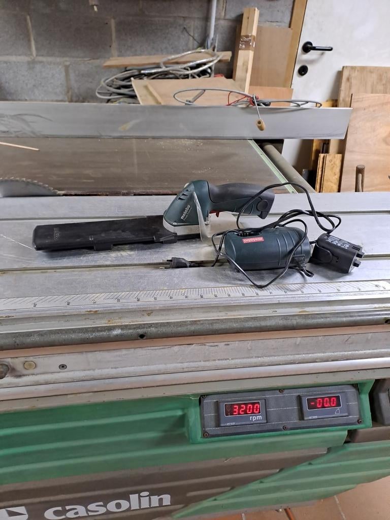 Buxusschaar, Ophalen, Zo goed als nieuw