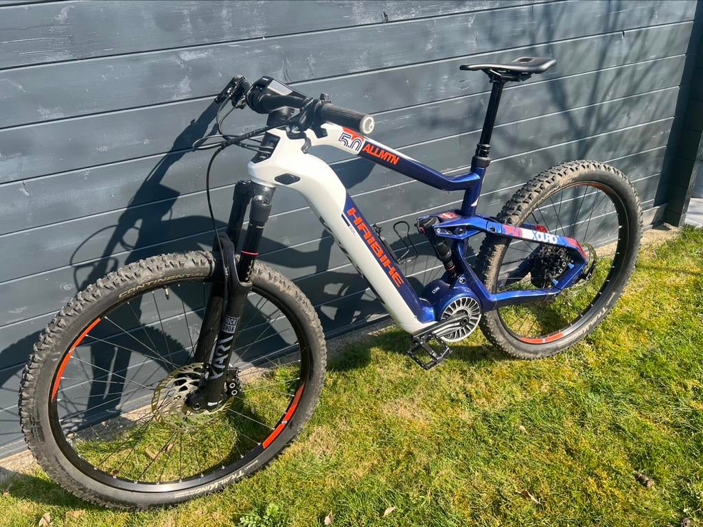 ALL WINNER 2019 E-MTBS Haibike XDURO AllMtn FLYON, Vélos & Vélomoteurs, Enlèvement, Comme neuf