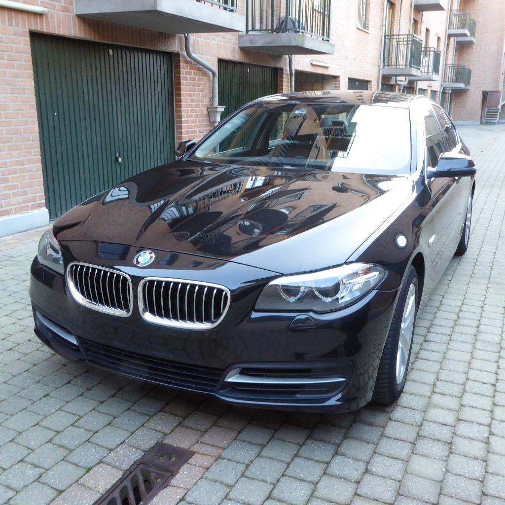 Voiture BMW 518D 136 ch  2015, 100 kW, Entretenue par le concessionnaire, Noir, Automatique