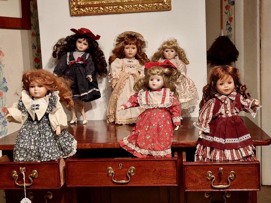 Choix de Poupées de collection  avec de très beaux yeux, Collections, Poupées, Utilisé, Poupée, Enlèvement