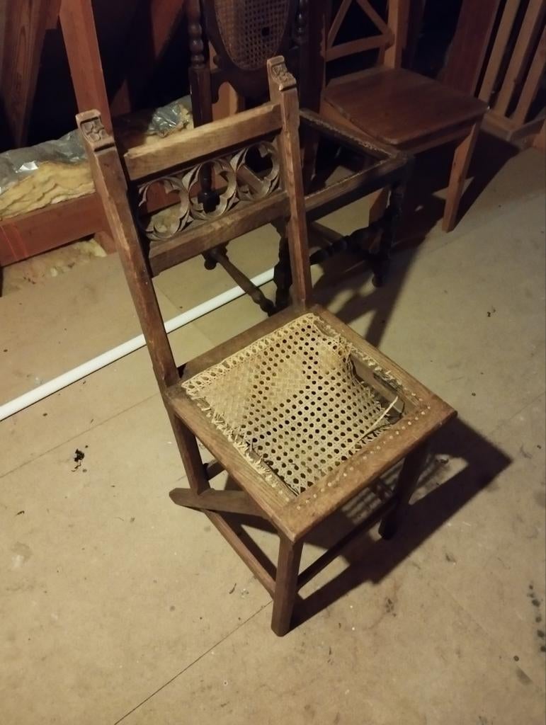 4 kerkstoelen, Antiek en Kunst, Antiek | Meubels | Stoelen en Sofa's, Ophalen