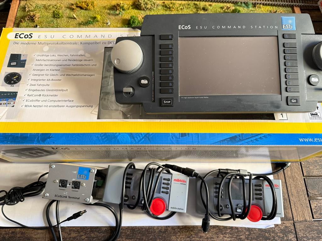 Poste de commande eCOS ESU 50200, Hobby & Loisirs créatifs, Autres marques, Enlèvement ou Envoi, Courant alternatif, Comme neuf