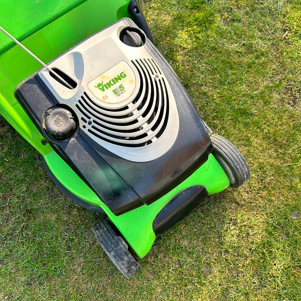 Viking MB 545 V benzinegrasmaaier, Tuin en Terras, Grasmaaiers, Ophalen, Zo goed als nieuw, Opvangbak, Benzine-grasmaaier