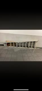 escabeau 8 marches, Bricolage & Construction, Enlèvement, Utilisé, Escalier, 2 à 4 mètres