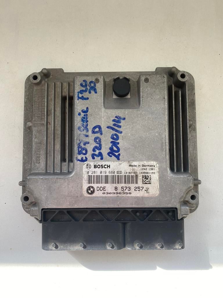 Bmw 320d (F30) N47 0281019680 ECU, Enlèvement ou Envoi, Utilisé, BMW