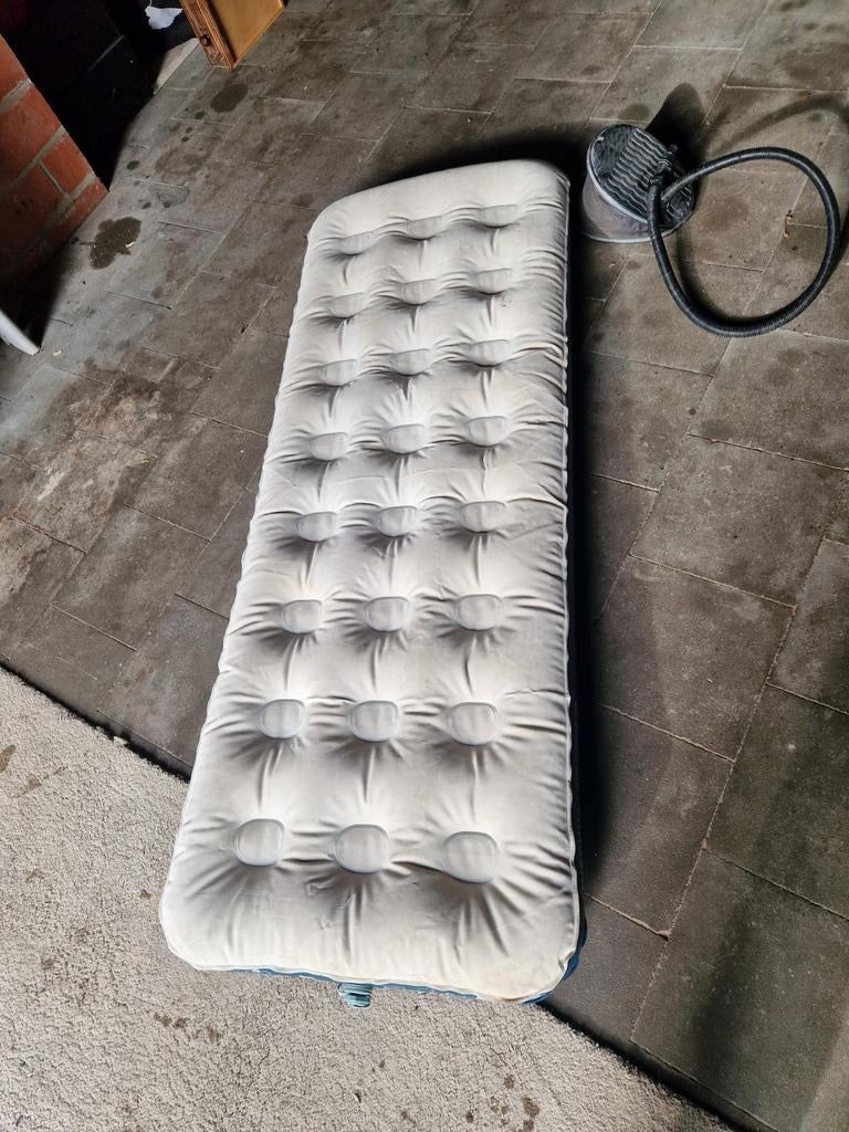 1 persoons luchtmatras., Ophalen