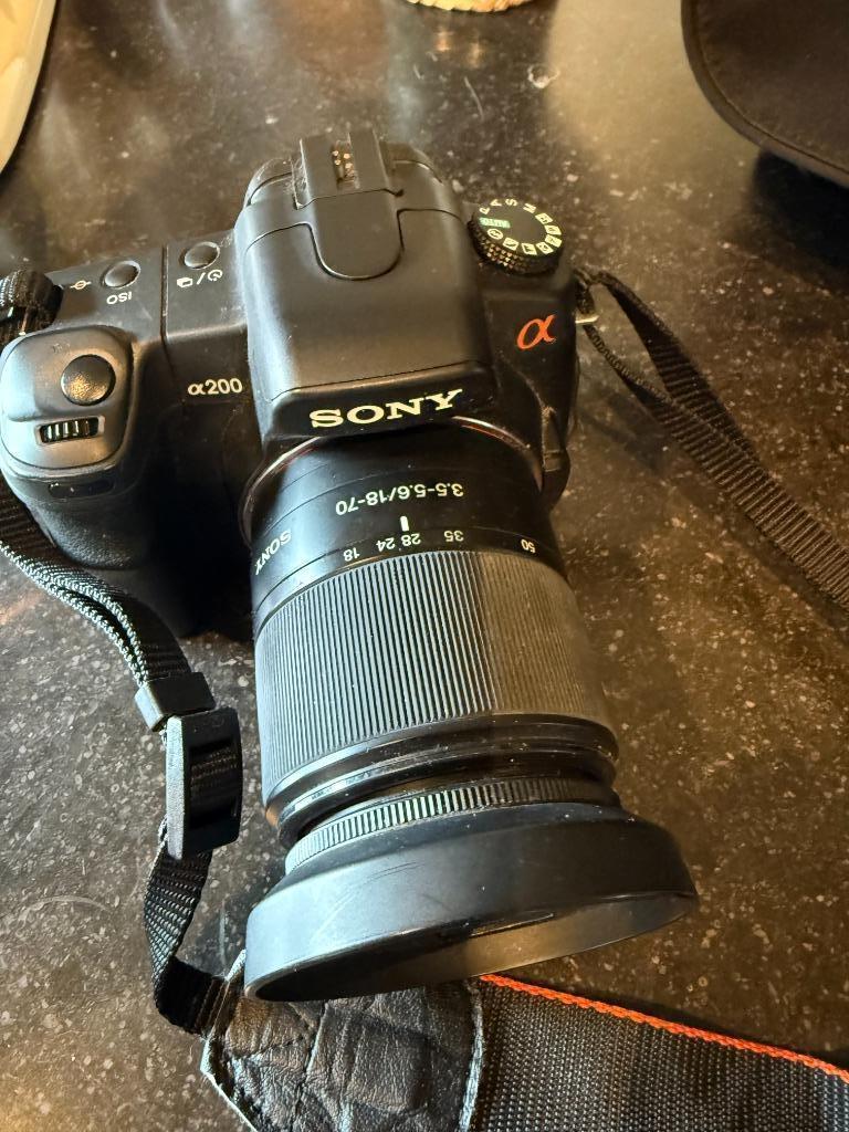 FOTOAPPARAAT SONY a200, Enlèvement ou Envoi, Utilisé, Reflex miroir, Autres Marques