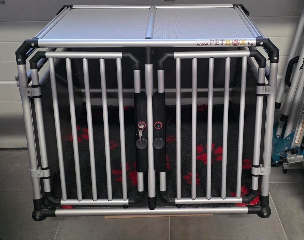 Chenil de voiture Bench, cage pour chien, chenil pour chien,, Animaux & Accessoires, Maisons pour chiens, Comme neuf, Chenil chien