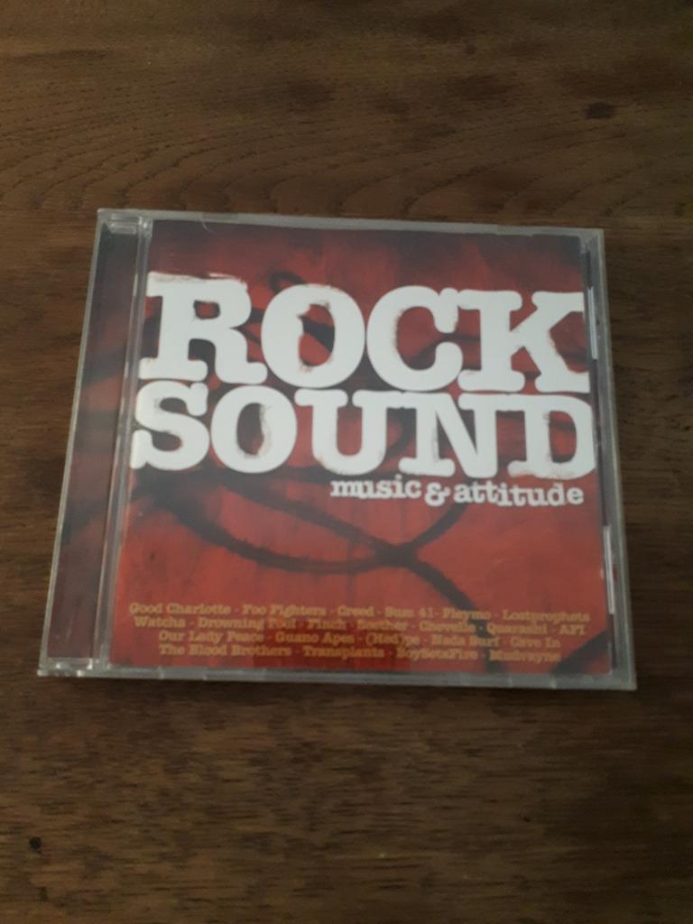 Rock Sound - Musique et attitude, Enlèvement ou Envoi, Comme neuf