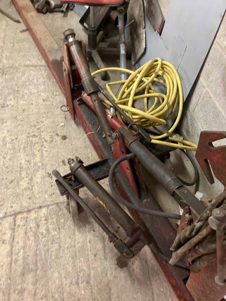 Dozer  richtbank, Ophalen, Gebruikt