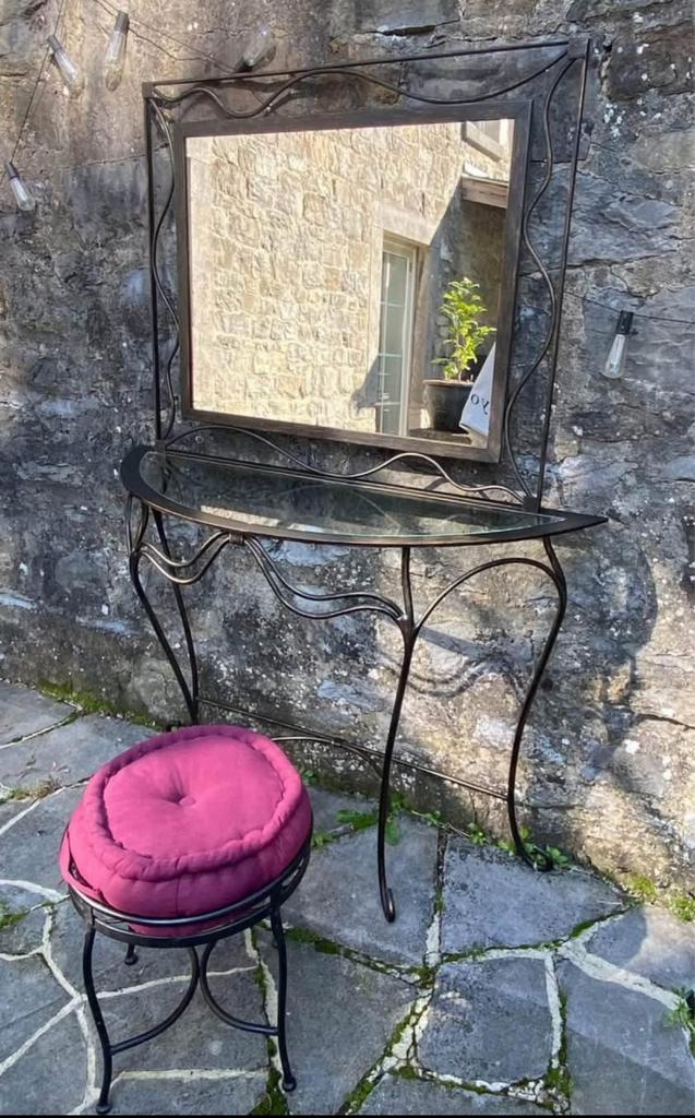 Demi console verre fer forge lourd tabouret miroir qualite, Antiek en Kunst, Antiek | Spiegels, Ophalen