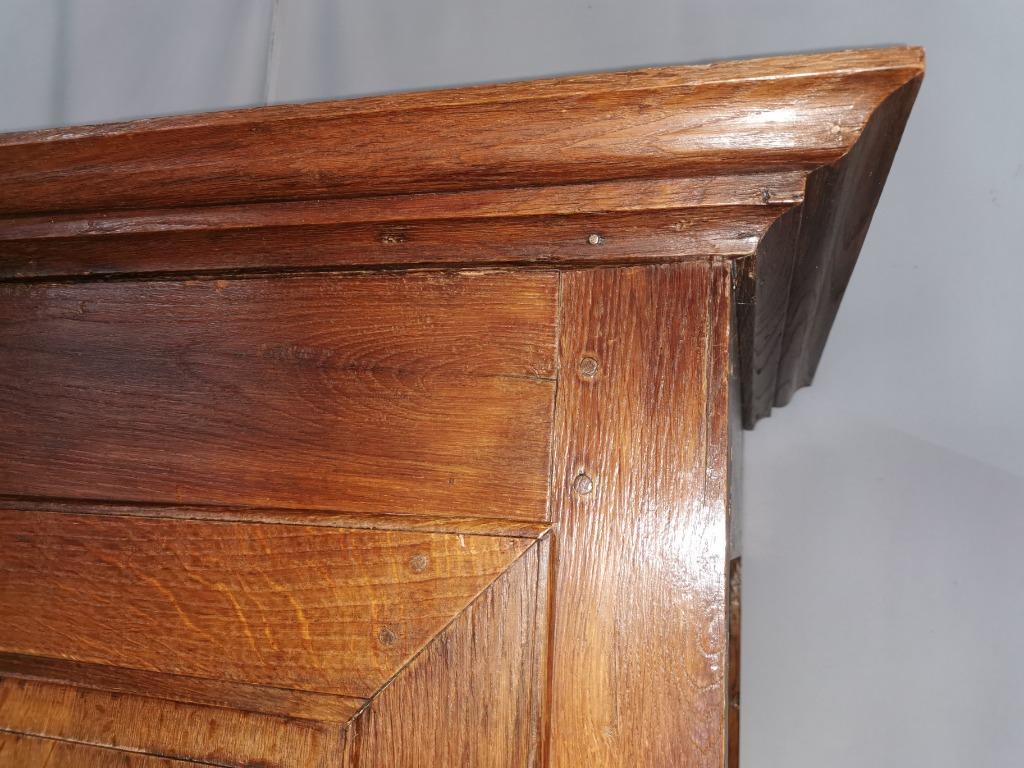 Antieke Franse 2-deurs boeren linnen-/kleerkast in eik, Enlèvement