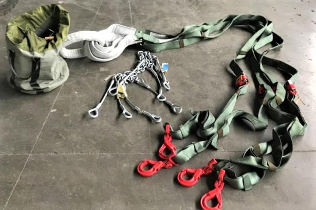 Hijsbanden., Ophalen, Zo goed als nieuw