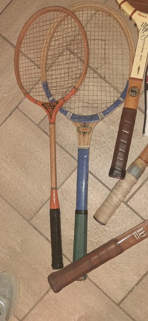 Tennis rackets, Ophalen