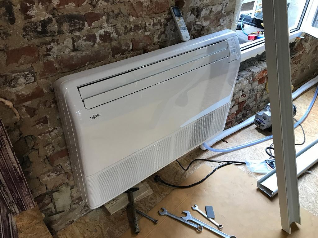 FUJITSU lucht-lucht warmtepomp -airco met buitenunit, Electroménager, Climatiseurs, Classe énergétique A ou plus économe, 60 à 100 m³