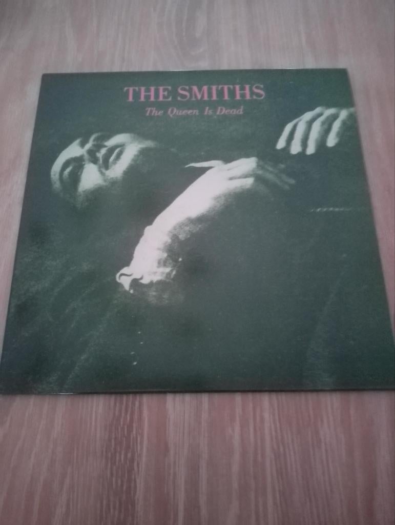 The smiths - The Queen is dead ( color vinyl), Cd's en Dvd's, Ophalen of Verzenden, Zo goed als nieuw, 12 inch, Alternative