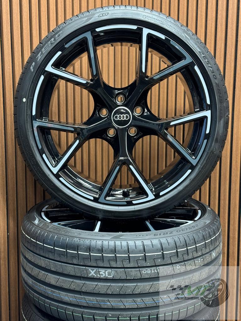 19" Audi RS3 8Y GRAPHIC 265/30 245/35 BREEDSET NEW BTW OEM, Auto-onderdelen, Banden en Velgen, 19 inch, 245 mm, -, -