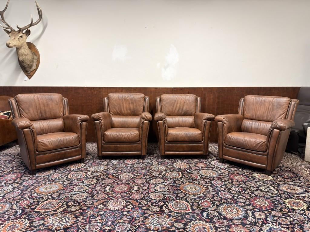 Set Klassiek Engels Chesterfield Fauteuils, Enlèvement