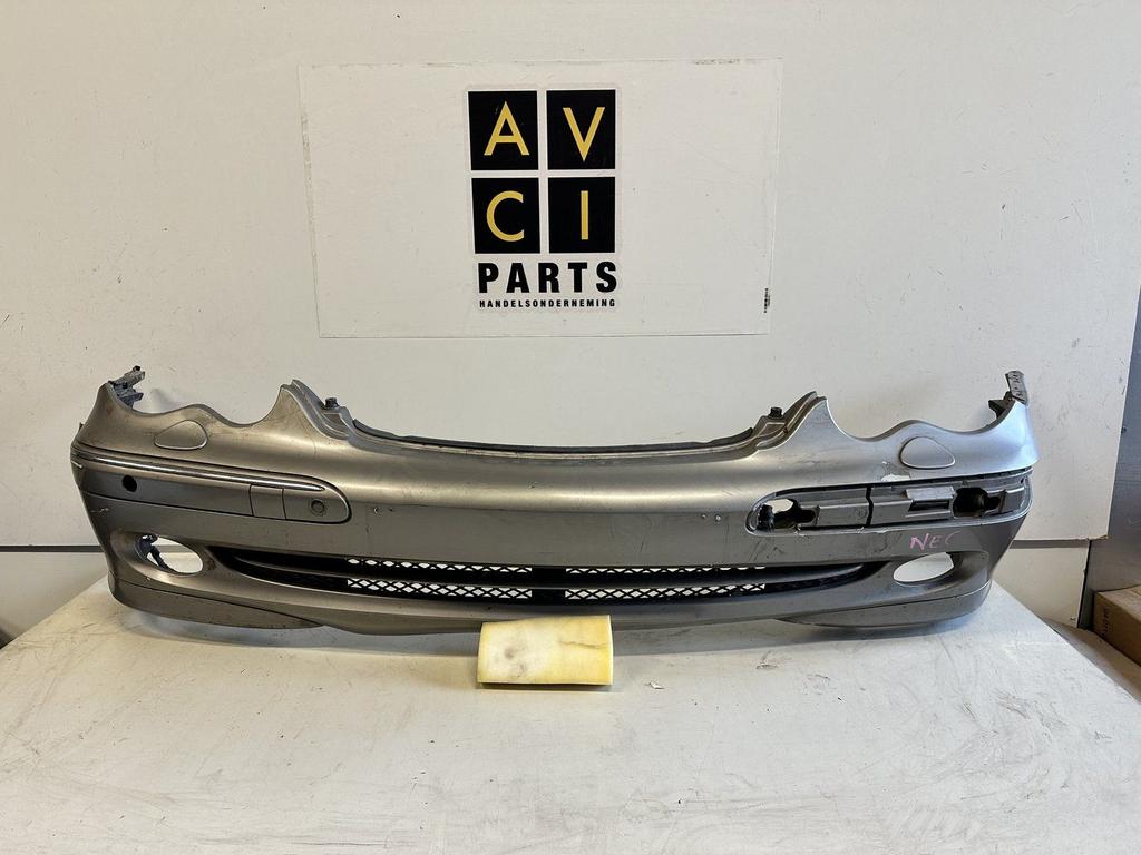 Mercedes C klasse W203 facelift voorbumper bumper origineel, Auto-onderdelen, Carrosserie, Bumper, Mercedes-Benz, Voor, Gebruikt