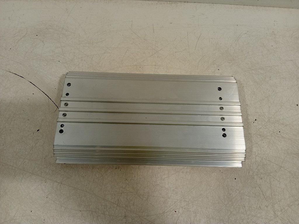 Versterker Mitsubishi Outlander, Enlèvement ou Envoi, Van der Ven Autorecycling B.V., Onderdelen@venauto.nl, Ettenseweg 76, 4706 PB Roosendaal, The Netherlands