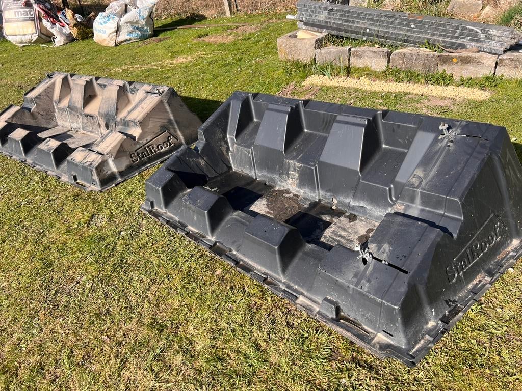 Support pour panneaux solaires (plate-forme ou sol), Bricolage & Construction, Enlèvement, Comme neuf