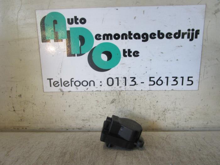 Kachelklep Motor van een Peugeot 207 (207 06-), Auto-onderdelen, Gebruikt, -, -, Ophalen of Verzenden