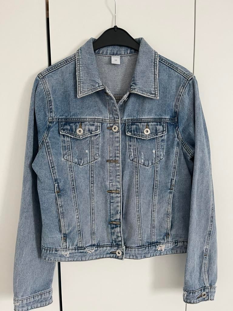 jeans jas maat M ,te klein gekocht 5,00€ zo goed als nieuw., Ophalen, Zo goed als nieuw, Maat 38/40 (M)