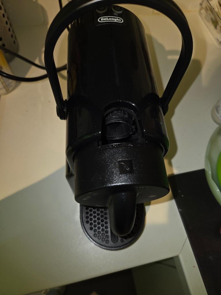 Nespresso machine, Neuf, Machine à espresso, Réservoir d'eau amovible, Enlèvement