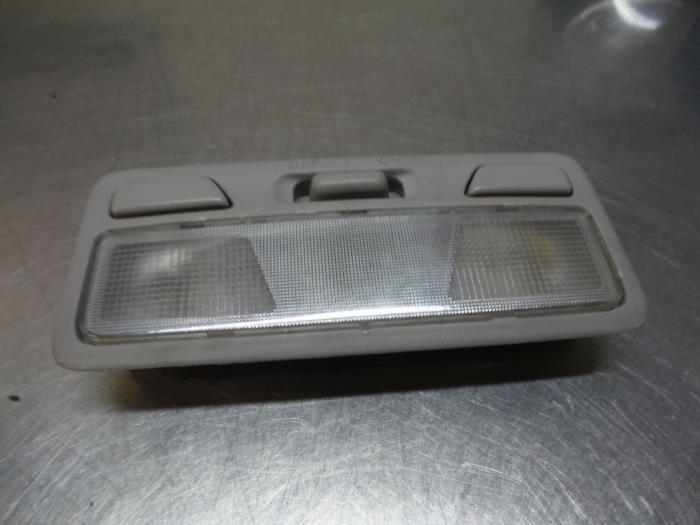 Eclairage intérieur avant d'un Mitsubishi Space Wagon (Spac, -, Utilisé, Mitsubishi, -