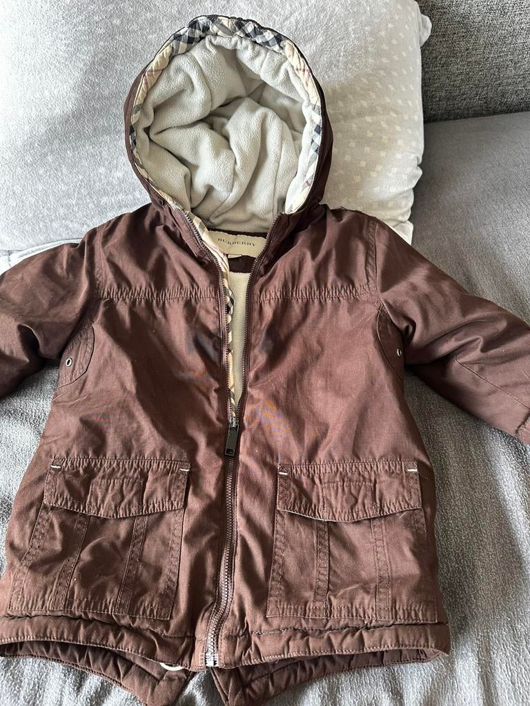 Manteau burberry 3 ans 98, Enfants & Bébés, Enlèvement ou Envoi, Utilisé, Garçon ou Fille, Manteau