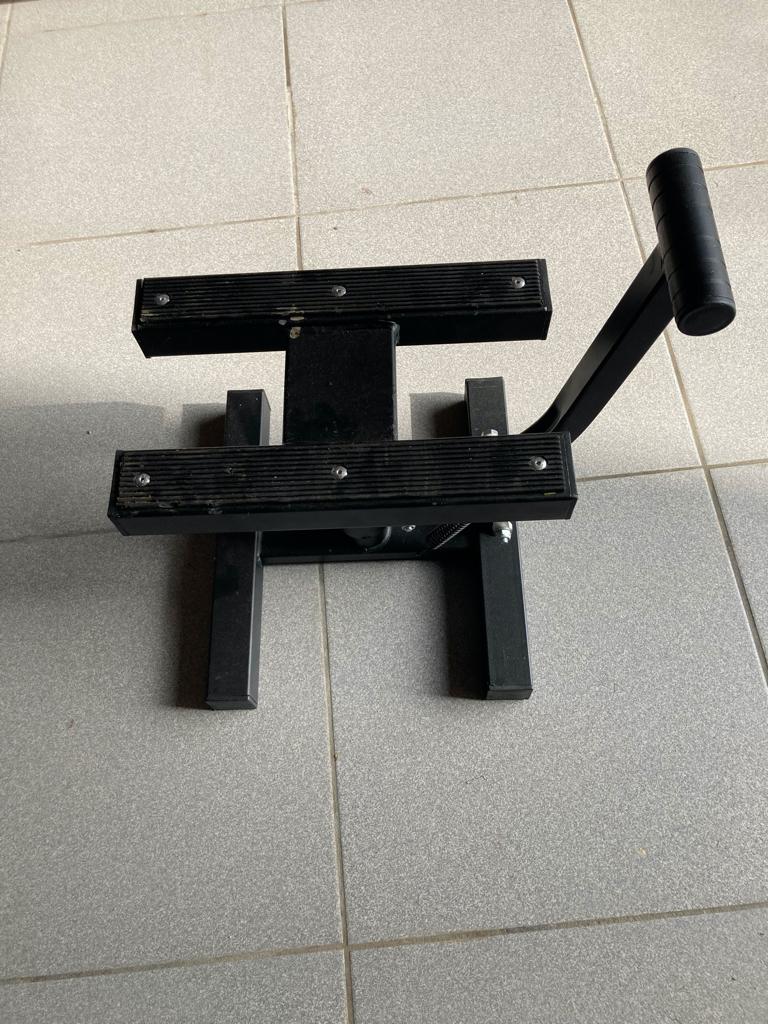 Motorsteun, Motoren, Ophalen