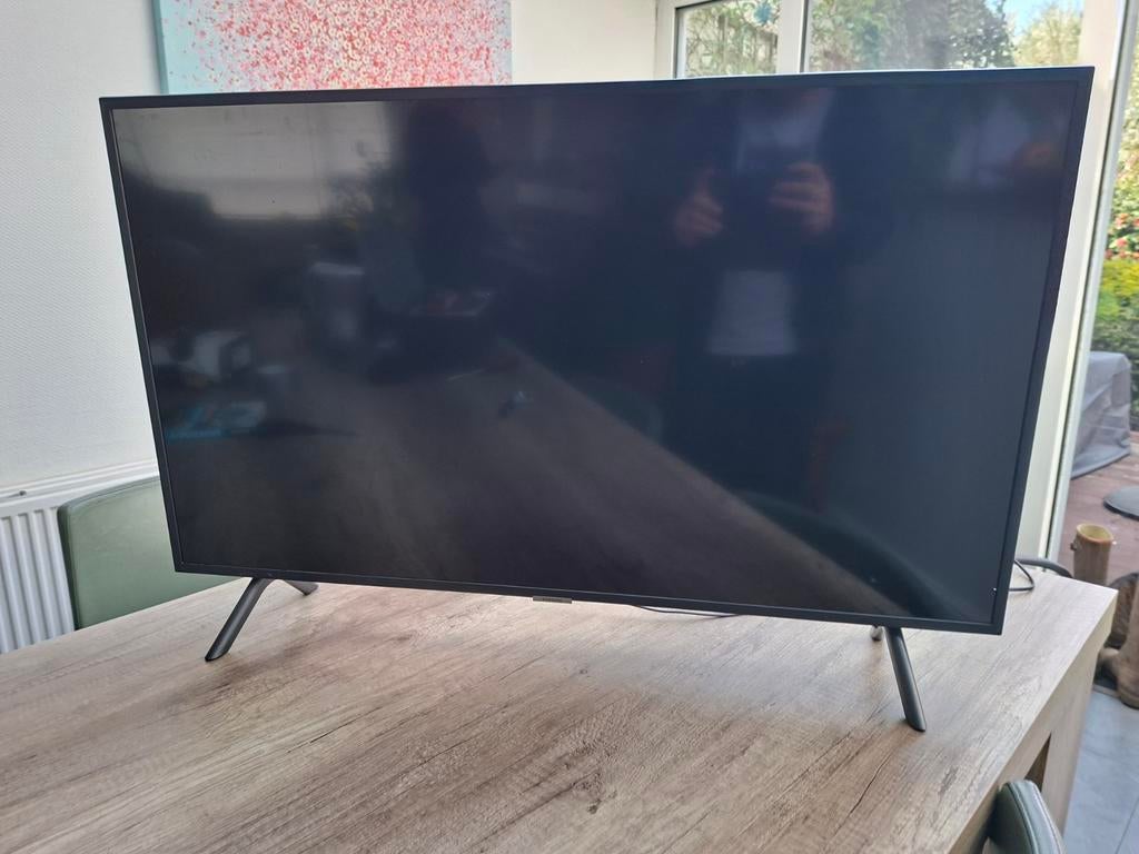 Téléviseur intelligent Samsung noir, LED, 40 à 60 cm, Comme neuf, Samsung