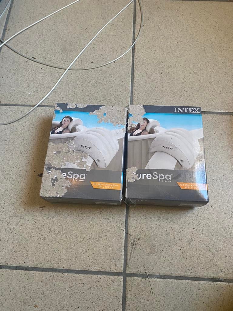 Appuies têtes jacuzzi, Jardin & Terrasse, Bains à remous et Spas, Enlèvement, Neuf, Gonflable