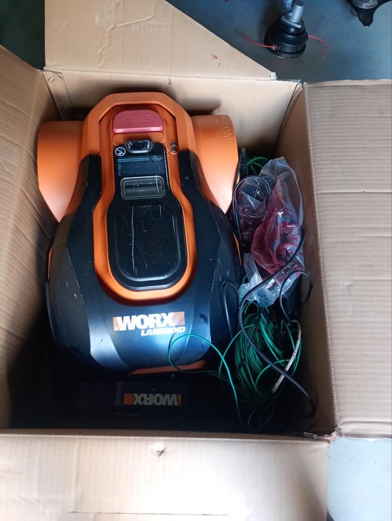 Worx robotmaaier, Enlèvement ou Envoi