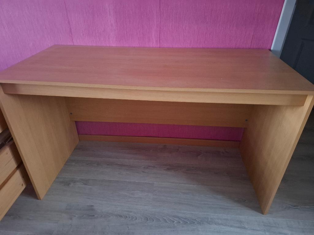 Bureau, Enlèvement, Utilisé