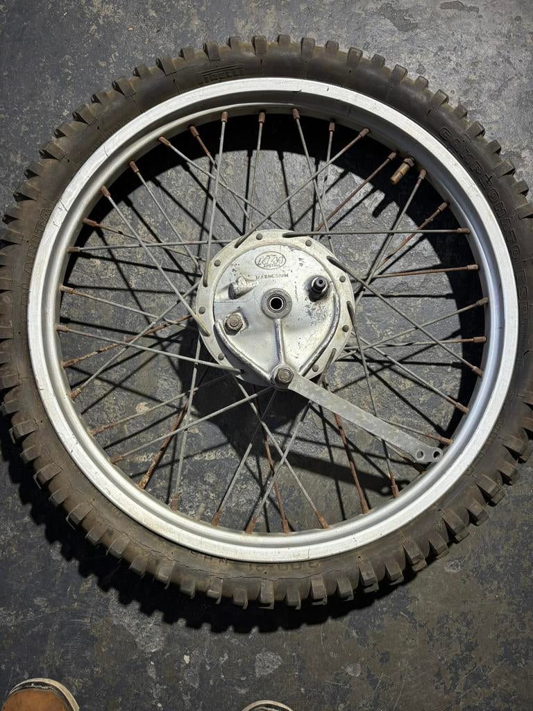 Voorwiel ktm MC twinshock trommelrem jaren 70-80, Motoren, Ophalen