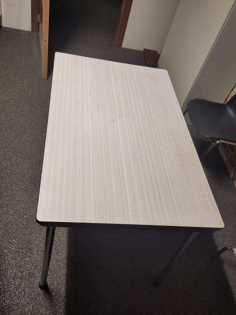 Uitschuifbare tafel (vintage), Huis en Inrichting, Tafels | Eettafels, Ophalen