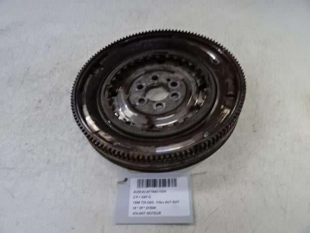 VLIEGWIEL Audi A3 (8V1 / 8VK) (01-2012/10-2020), Auto-onderdelen, Motor en Toebehoren, Audi, Gebruikt