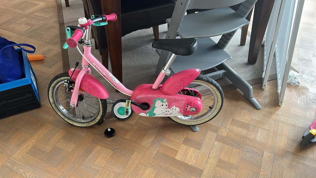 Vélo pour filles de 14 pouces avec roues de support, Enlèvement, Utilisé, Moins de 16 pouces, Stabilisateurs