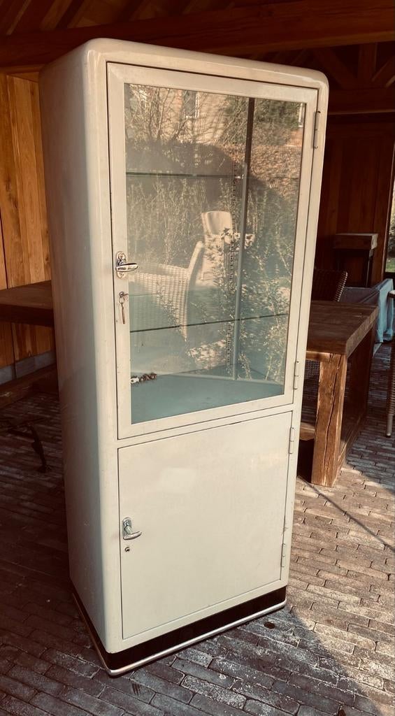 Armoire à Pharmacie Vintage Avec Miroir électrifiée - Années 50, Bois
