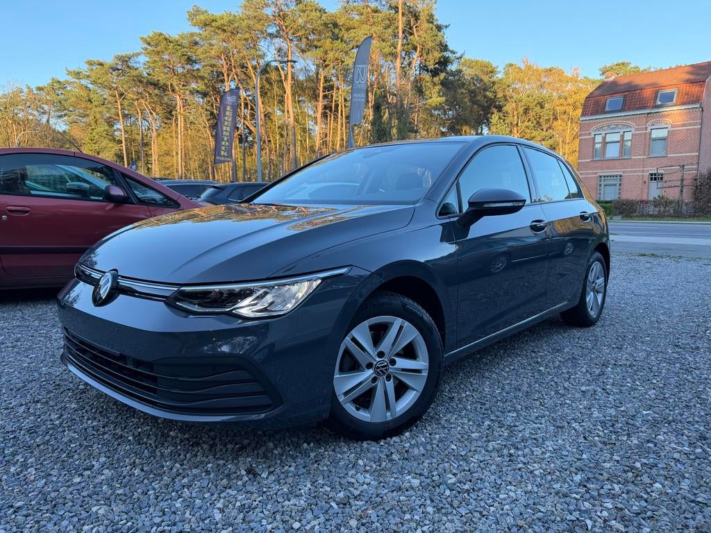Volkswagen Golf eTSi Mild-Hybrid 1.0B+elektr '23 + 12M GARAN, Auto's, Automaat, Stof, Gebruikt, Bedrijf