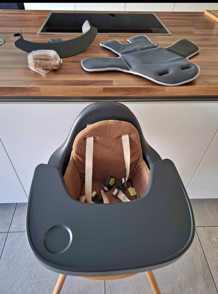 Eetstoel childwood, Enlèvement, Comme neuf