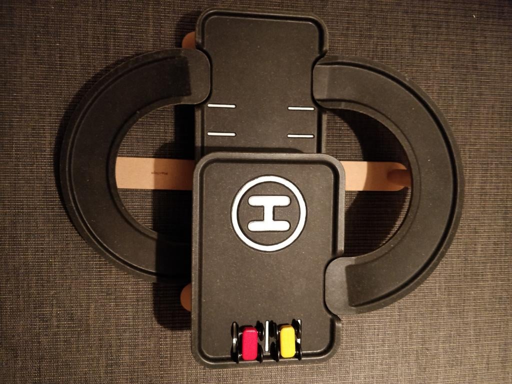 Houten autobaan en veel houten auto's, Ophalen